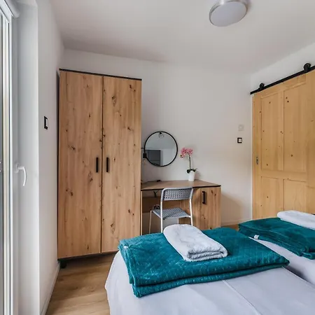 シャレー Rogaty シュツァブニツァ